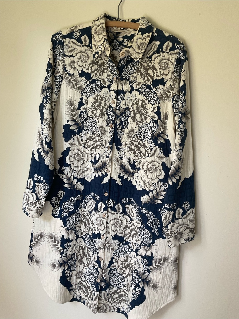 Soft Surroundings Navy and White Floral Button-Front Long Sleeve Dress